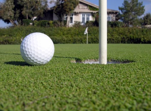 Best gifts for athletes golf ball image